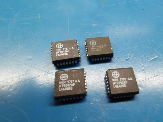 4pcs Genuine Mitel MT9042AP Global Digital Trunk Synchronizer