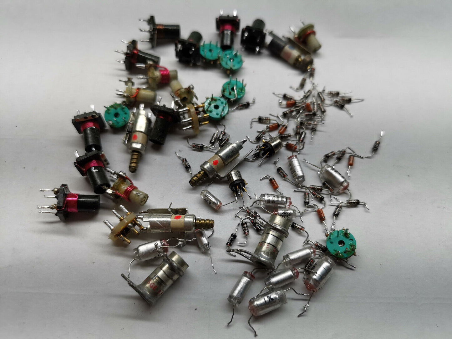 Joblot Of Various HP Agilent Test Gear Diodes And RF Parts