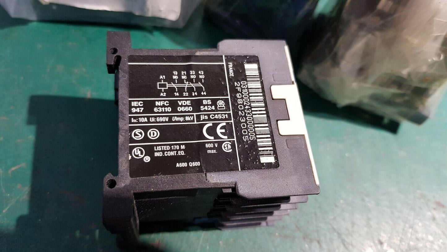 4pcs Control Relay CA4KN31BW3 3NO/NC 10 A
