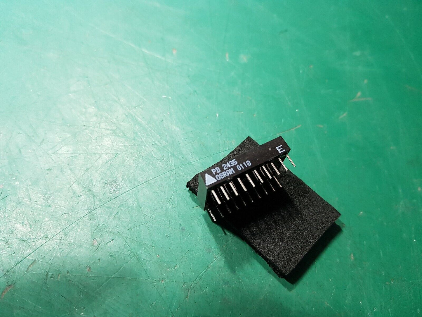 PD 2435 OSRAM 4 Character 5 x 7 Dot Matrix Alphanumeric Programmable Display