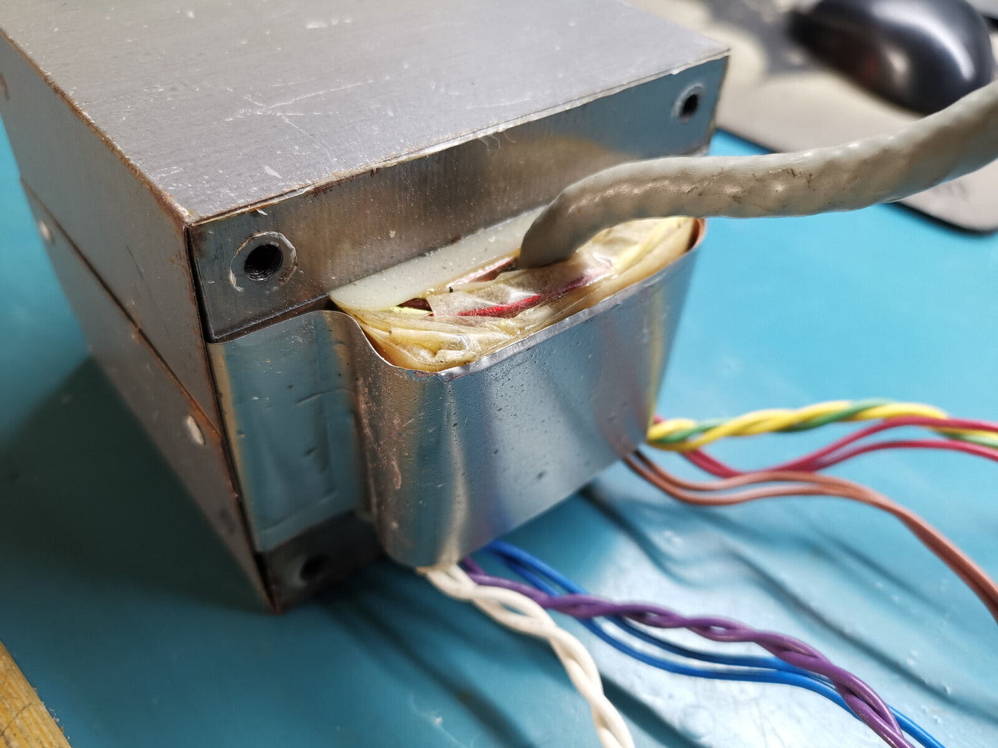 AC Mains Power Transformer 240v AC In 17v 0 17v 2A 8v 0 8v 5A 25v 1A 40v 300mA