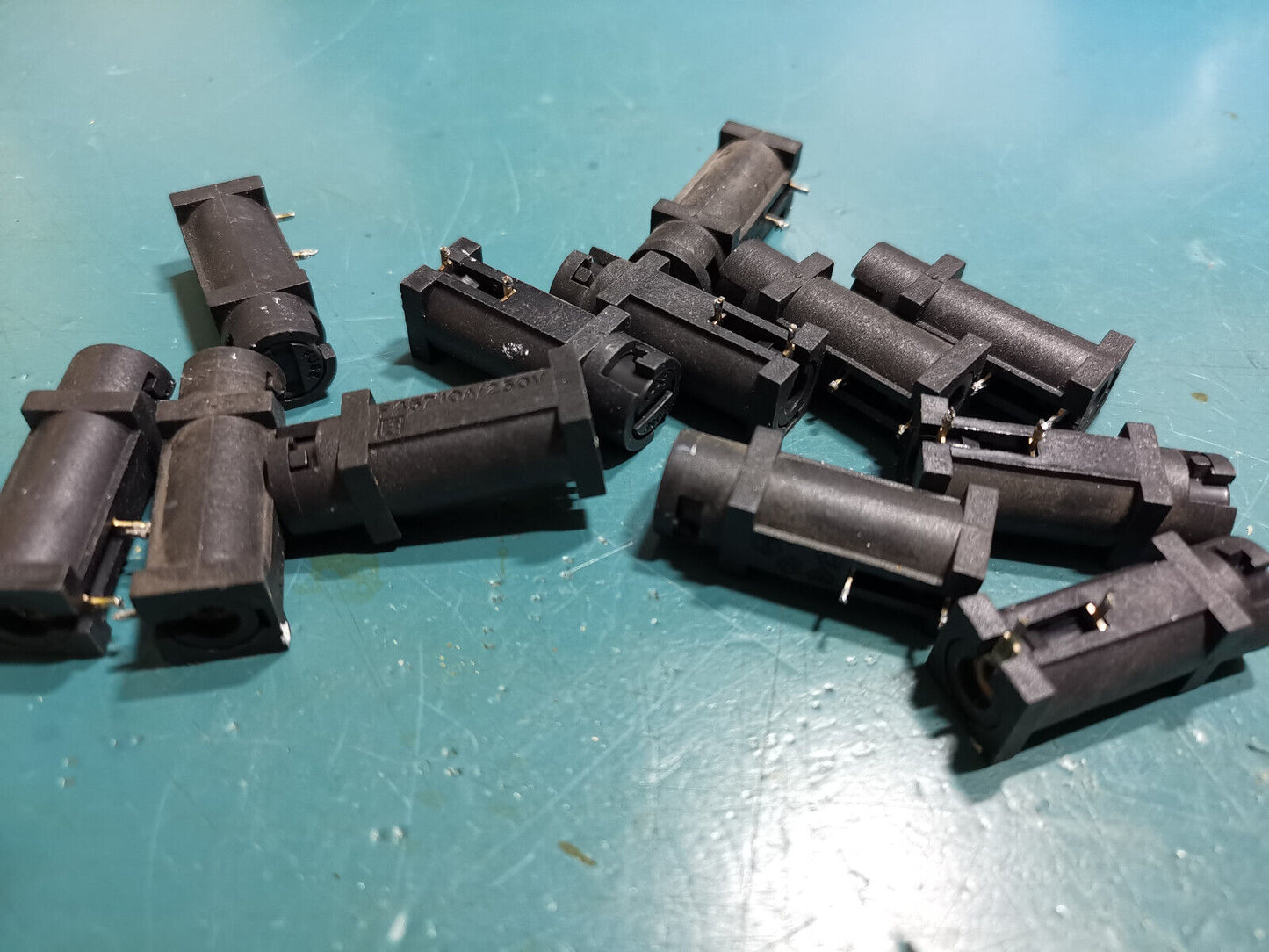 12pcs Bulging F457 Fuse Holder PCB Mount 250v AC 10A