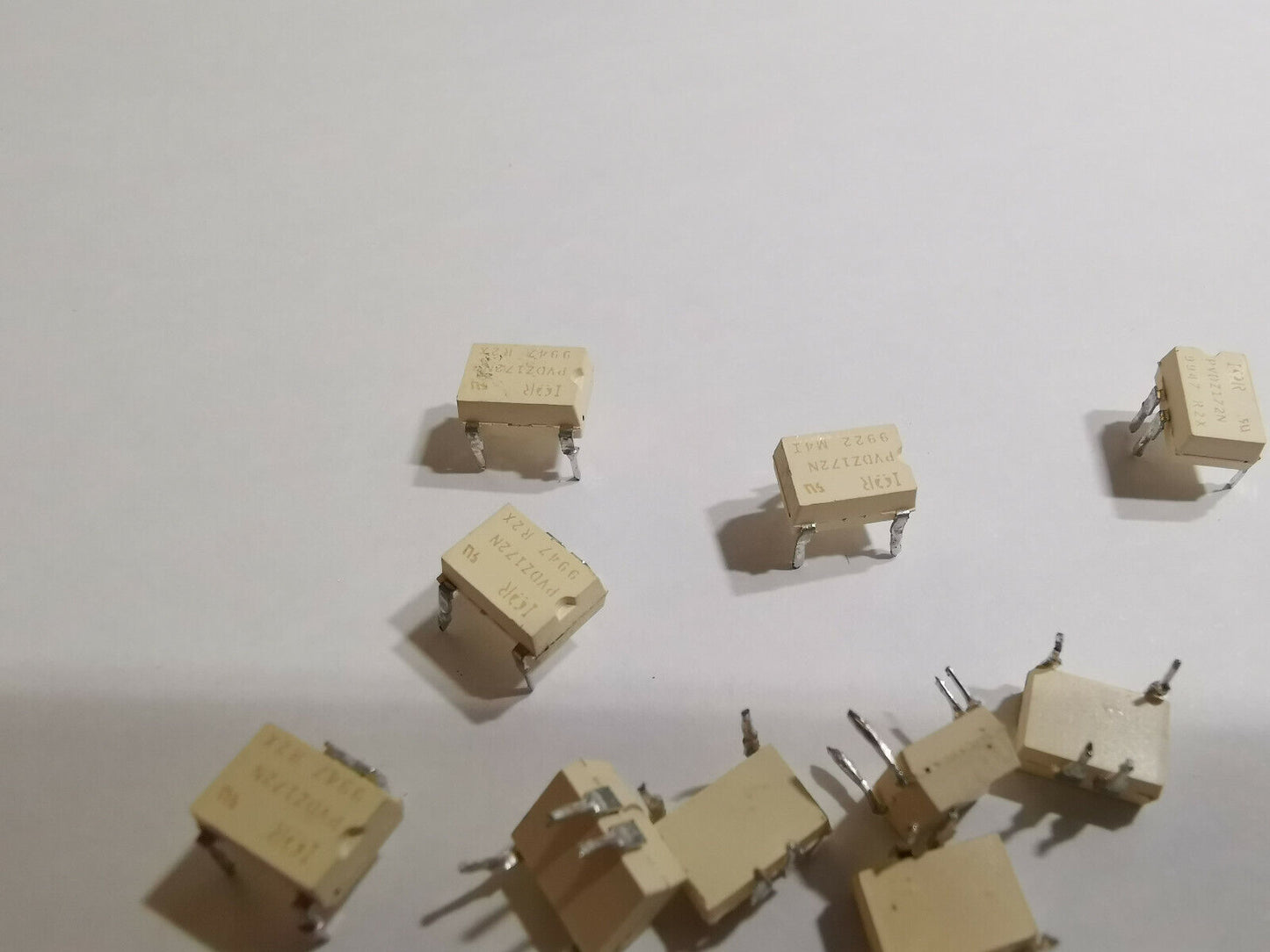 15pcs Genuine PVDZ172N MOSFET Photovoltaic Relay Single Pole 60V 1.5A