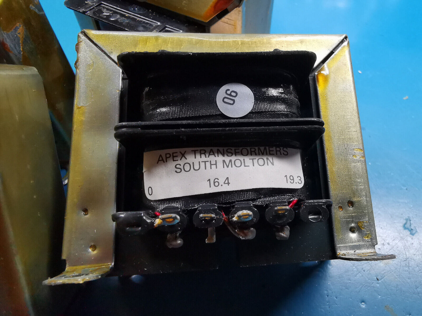4 x Apex AC Mains Transformer 0  16.4v - 19.3VAC 1A Out   2 x 110v AC In