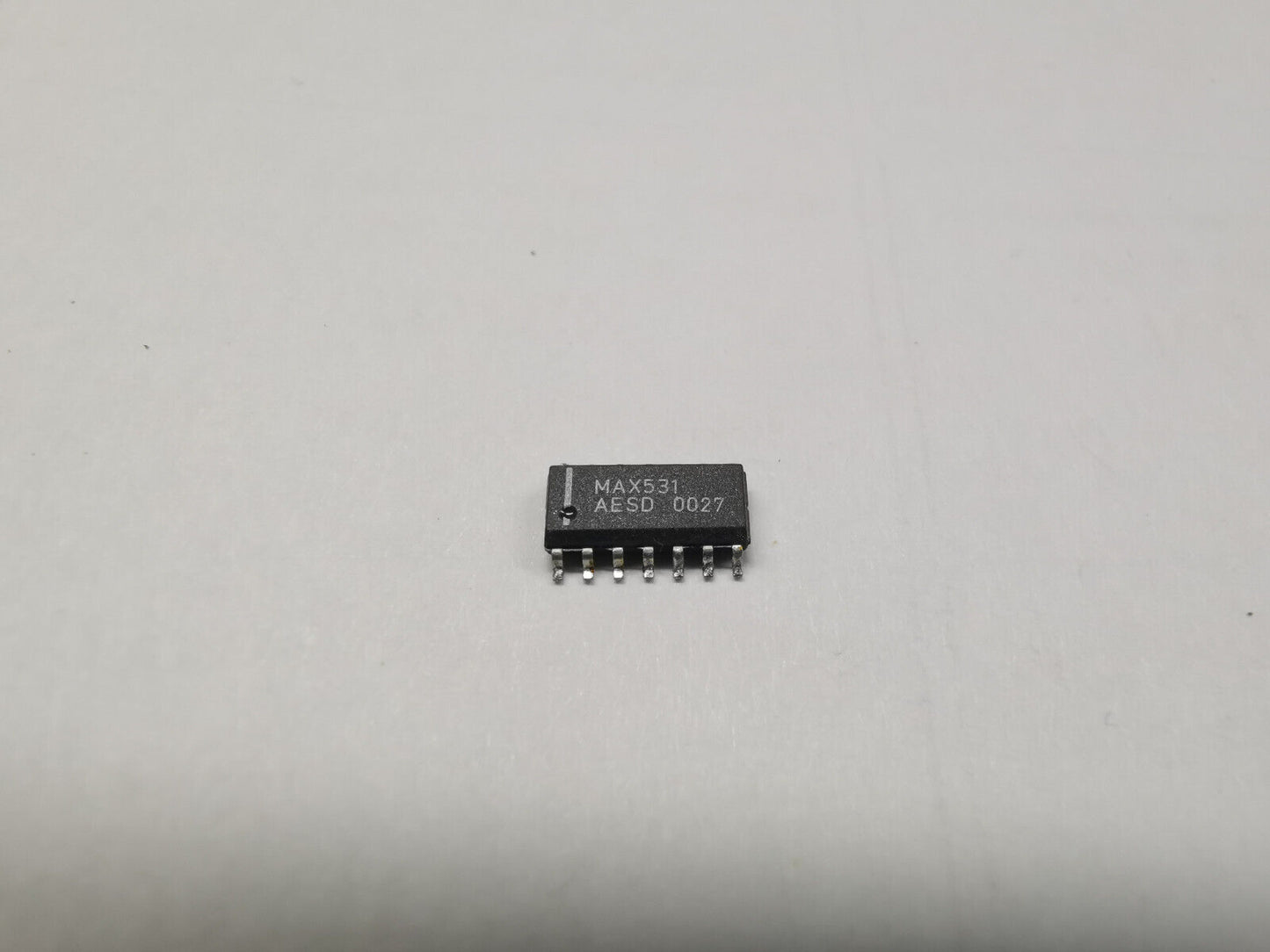 Genuine Maxim MAX531AESD 12 Bit Digital to Analog Converter 14-SOIC