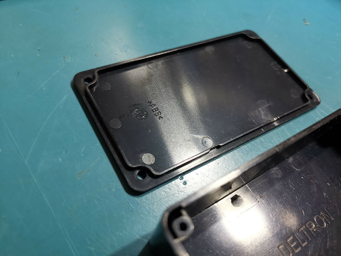 3pcs Deltron ABS Plastic Enclosures 61mm x 111mm x 30mm Farnell Stock