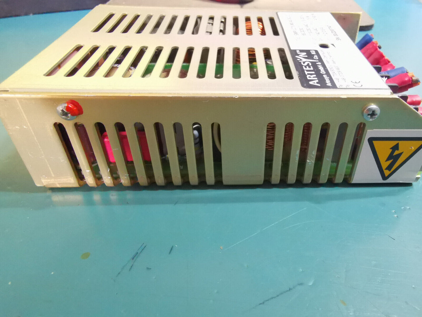 Artesyn Switching Power Supply SMP/LC75/M3/AS/SC/LT