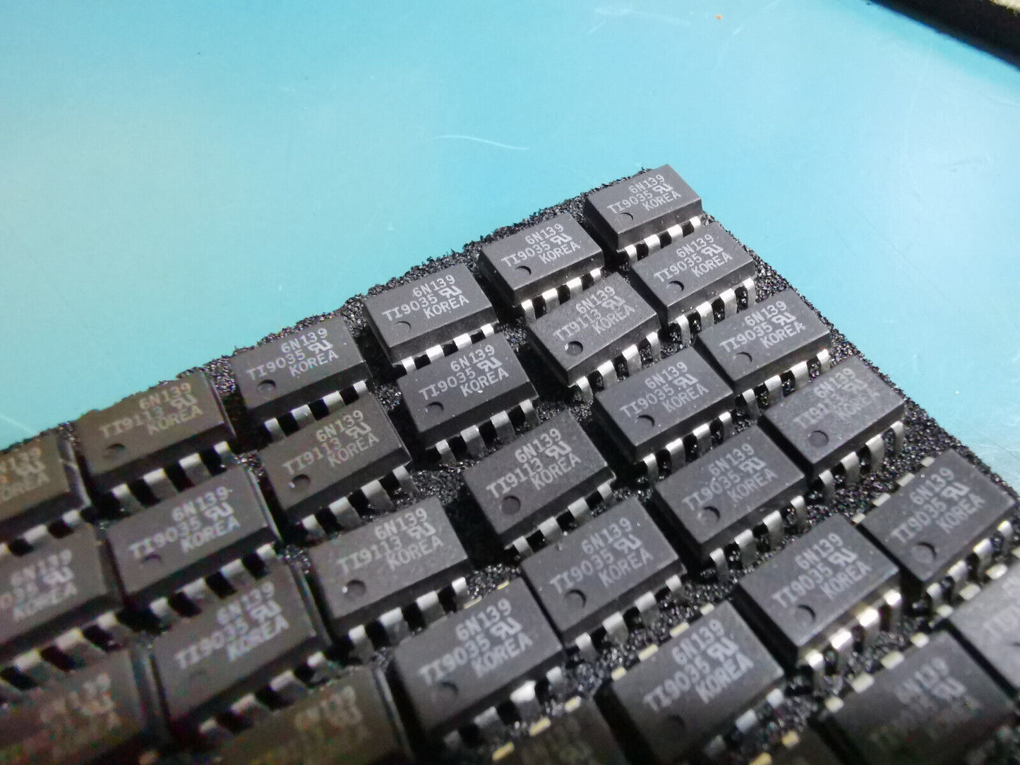 49pcs Genuine TI6N139 High Speed Opto coupler 100k Baud From UK MOD
