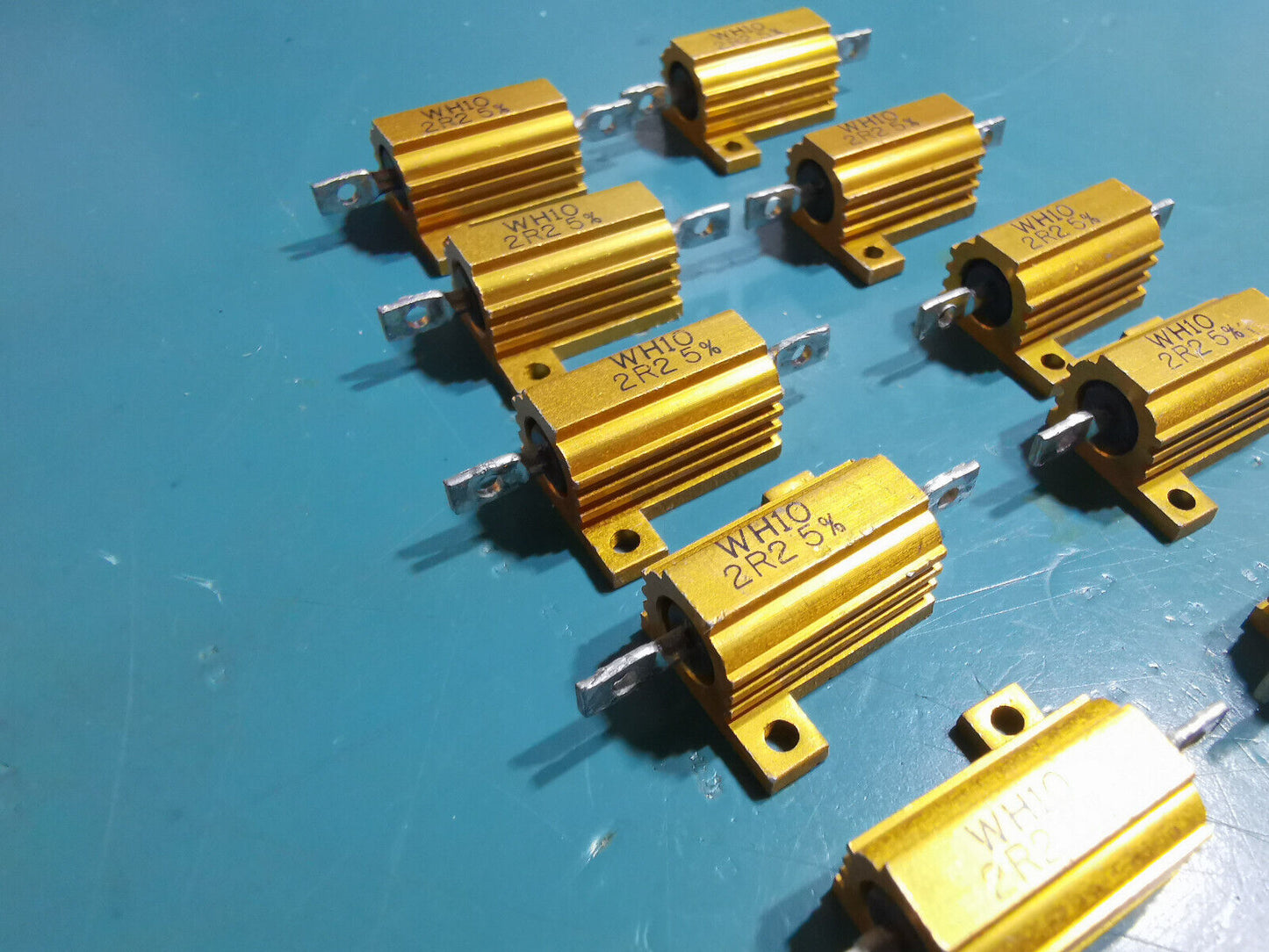 10PCS  WH10 2R2 5% 10W Resistor  Welwyn