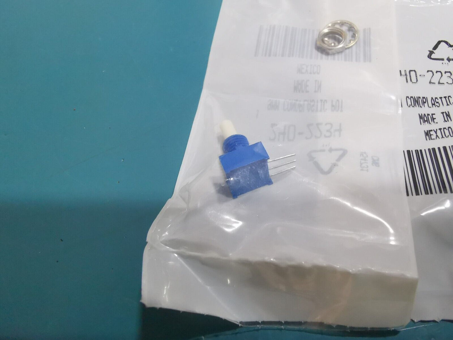 3pcs 1k Potentiometer Panel Mount Genuine Bourns  Miniature Type