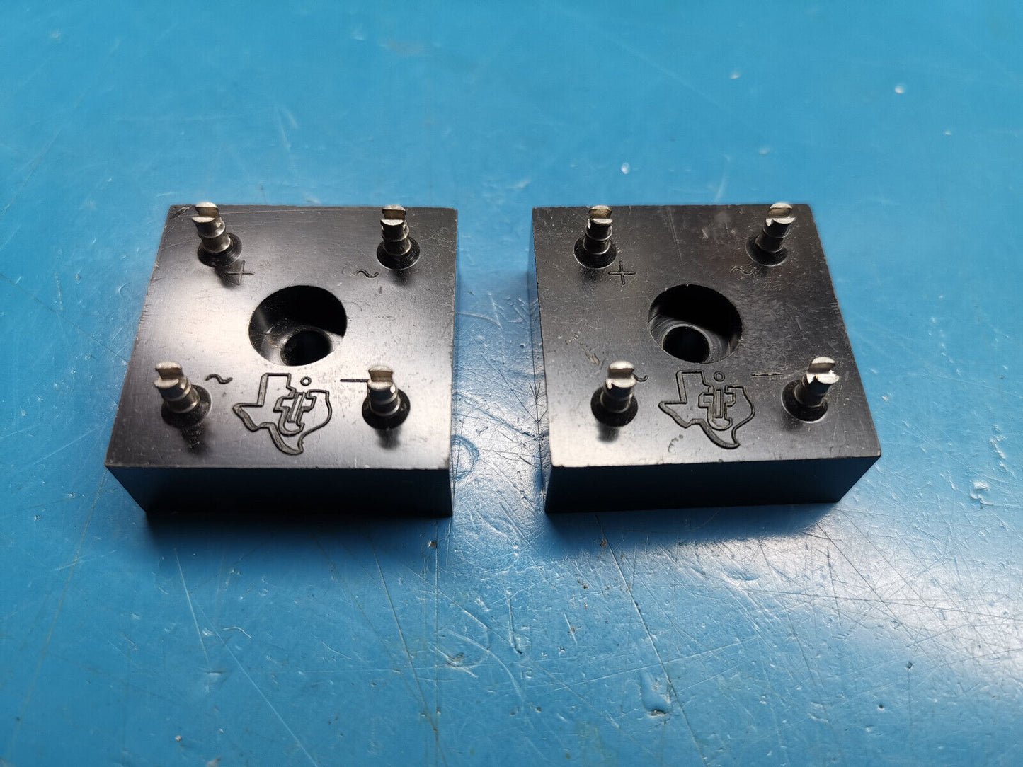 2pcs 1B40K10 Bridge Rectifier 100V 4A TI Brand