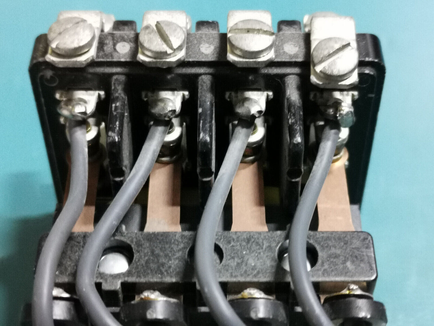 4PDT 120v Coil Relay 25A 240v AC 10A 36V DC