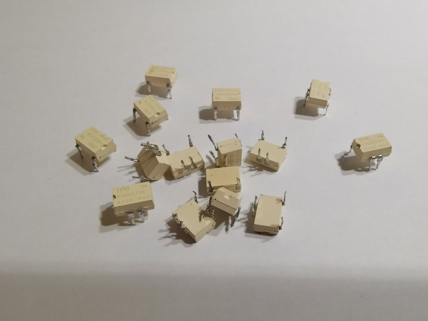 15pcs Genuine PVDZ172N MOSFET Photovoltaic Relay Single Pole 60V 1.5A