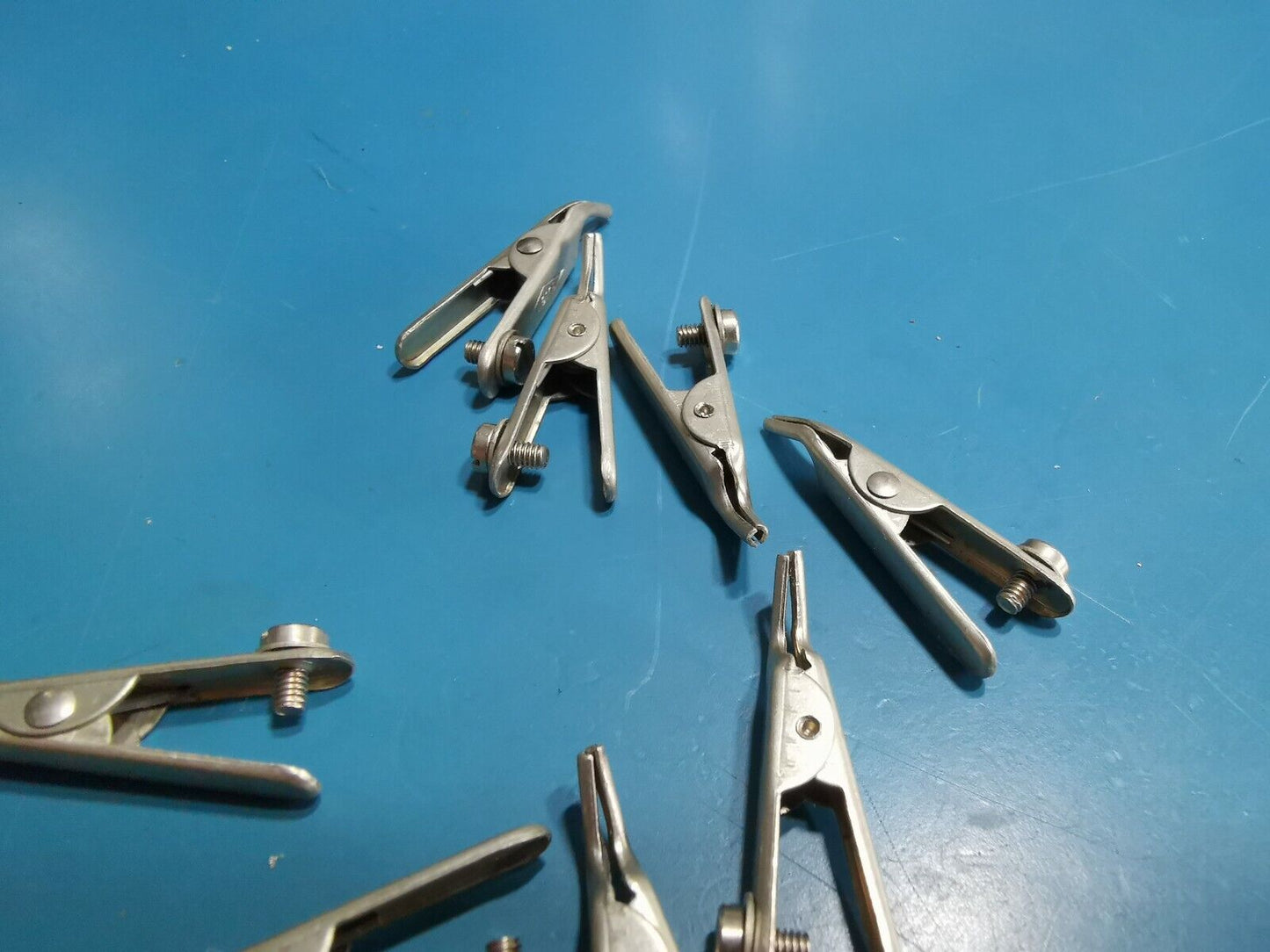 5pcs Bulgin Alligator Clips Angled