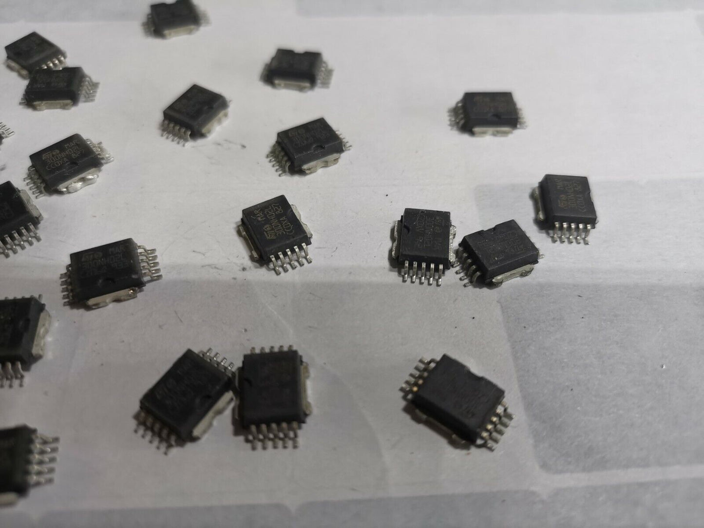 21pcs MAR300NH02L N Channel Power MOSFET 24V 0.8mΩ  280A SO-10