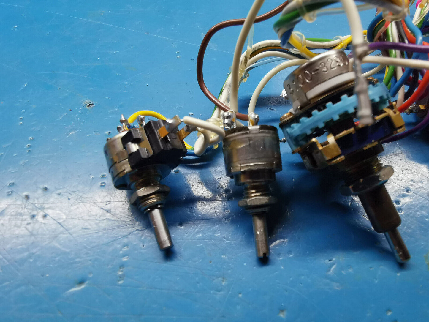 HP Agilent 3312A Signal Generator Front Panel Potentiometer
