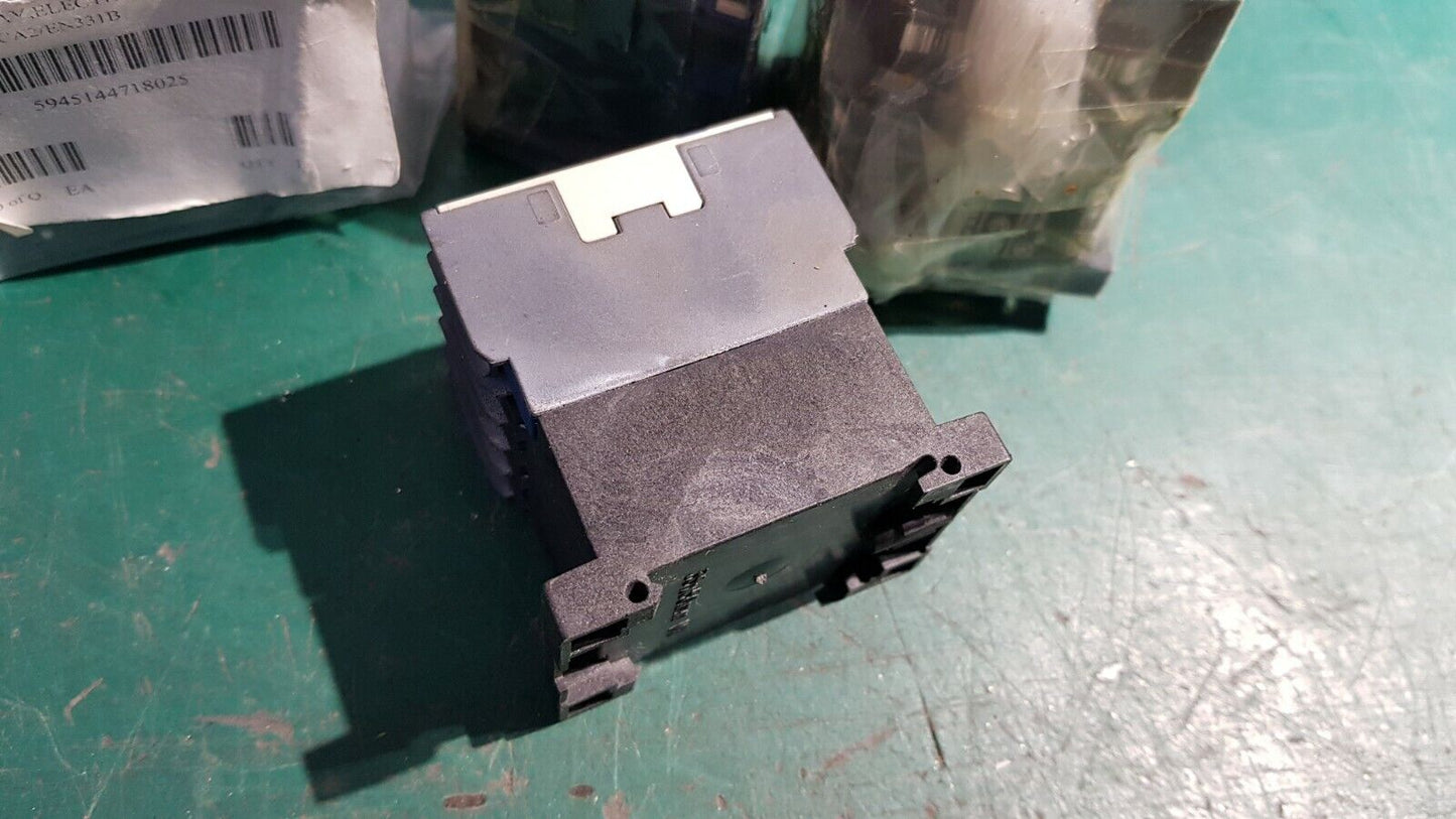 4pcs Control Relay CA4KN31BW3 3NO/NC 10 A