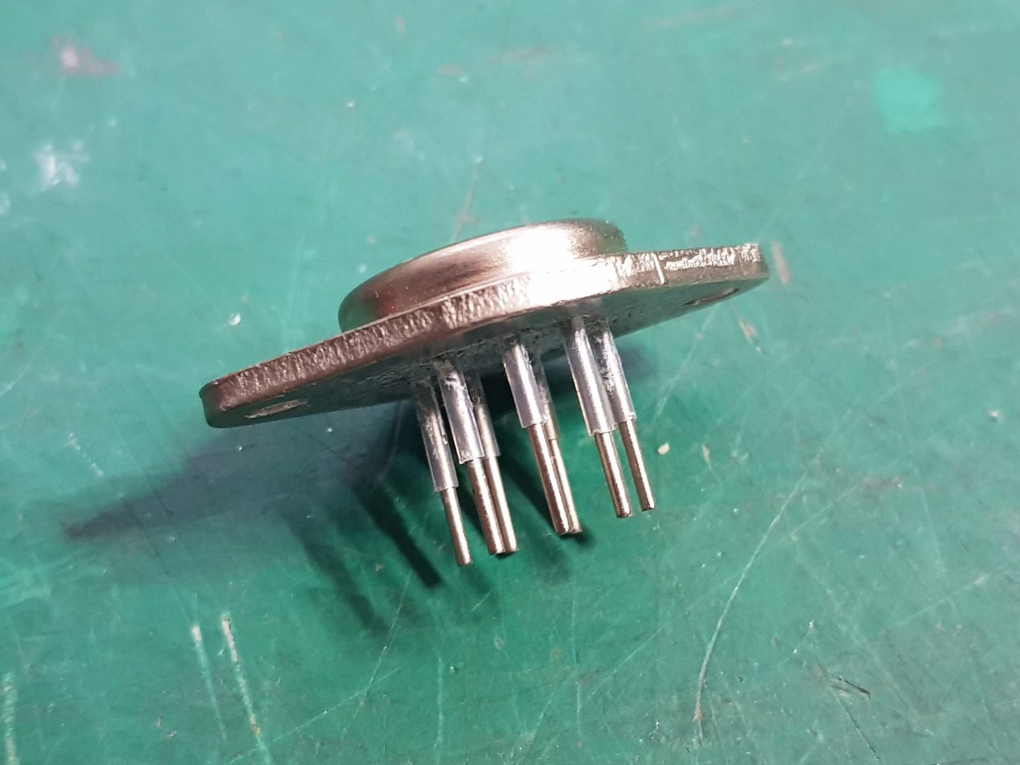 PA02 350kHz  5A, 20V/µs Power Amplifier with Fast Settling Time