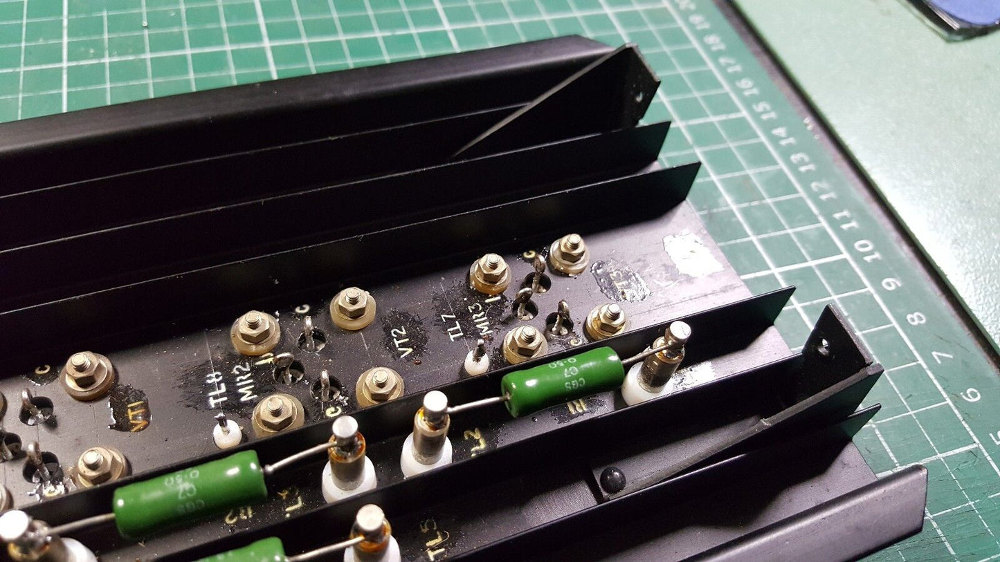CV733 100W NPN Power Transistor Aluminium Heatsink  TO-53  EX MOD