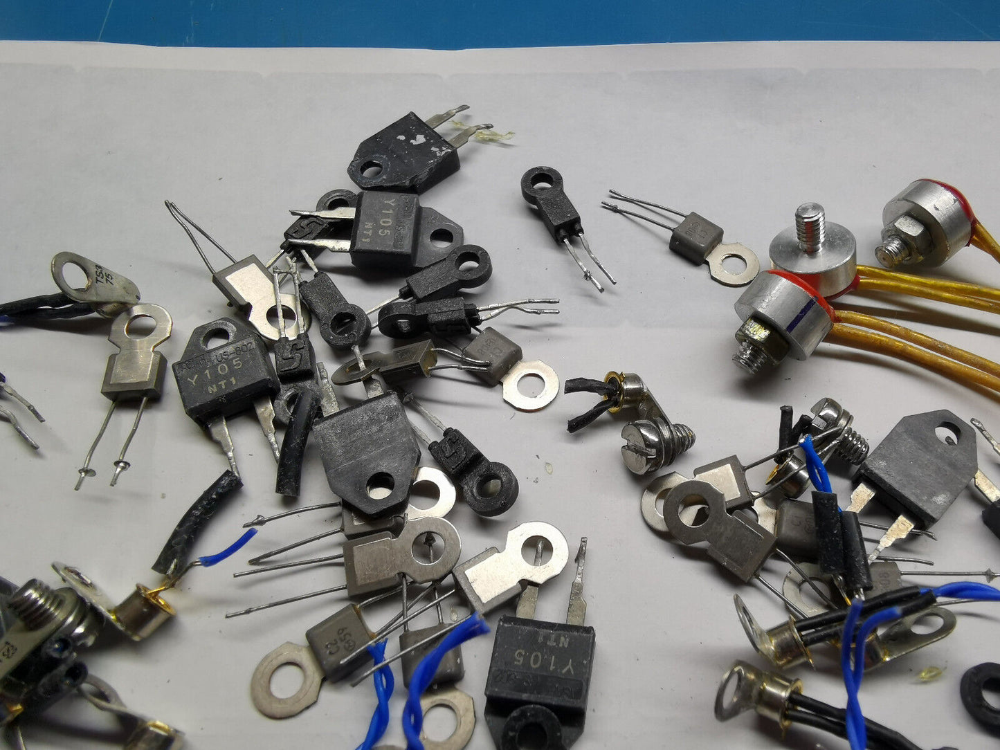 Joblot Of Heatsink Temperature Sensor For Electronic Projects