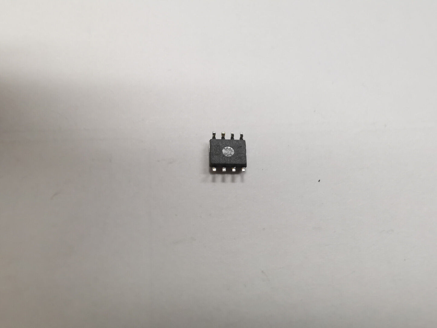 Genuine MAX4109ESA 400MHz  Ultra Low Distortion Operational Amplifier