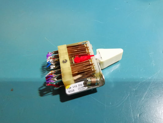 PED Series 80 Miniature lever Switch 4 x DPDT