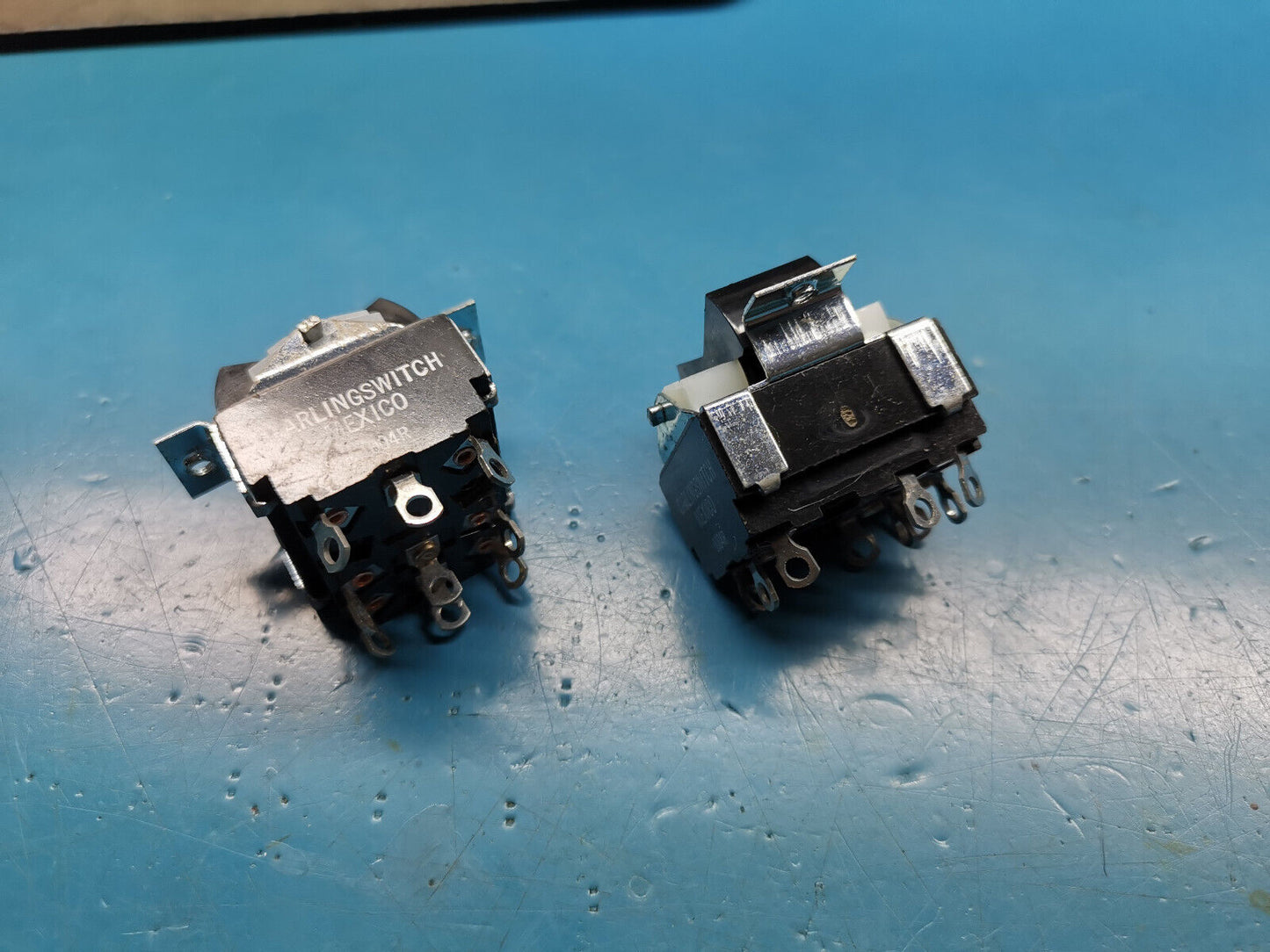 Carling Switch 104R Toggle Rocker Switch 250v 10A DPDT ON OFF ON