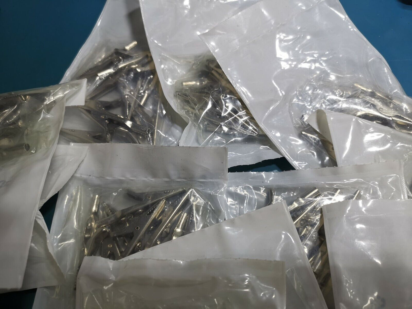 10pcs Deltron Test Lead Alligator Clips  Farnell Stock