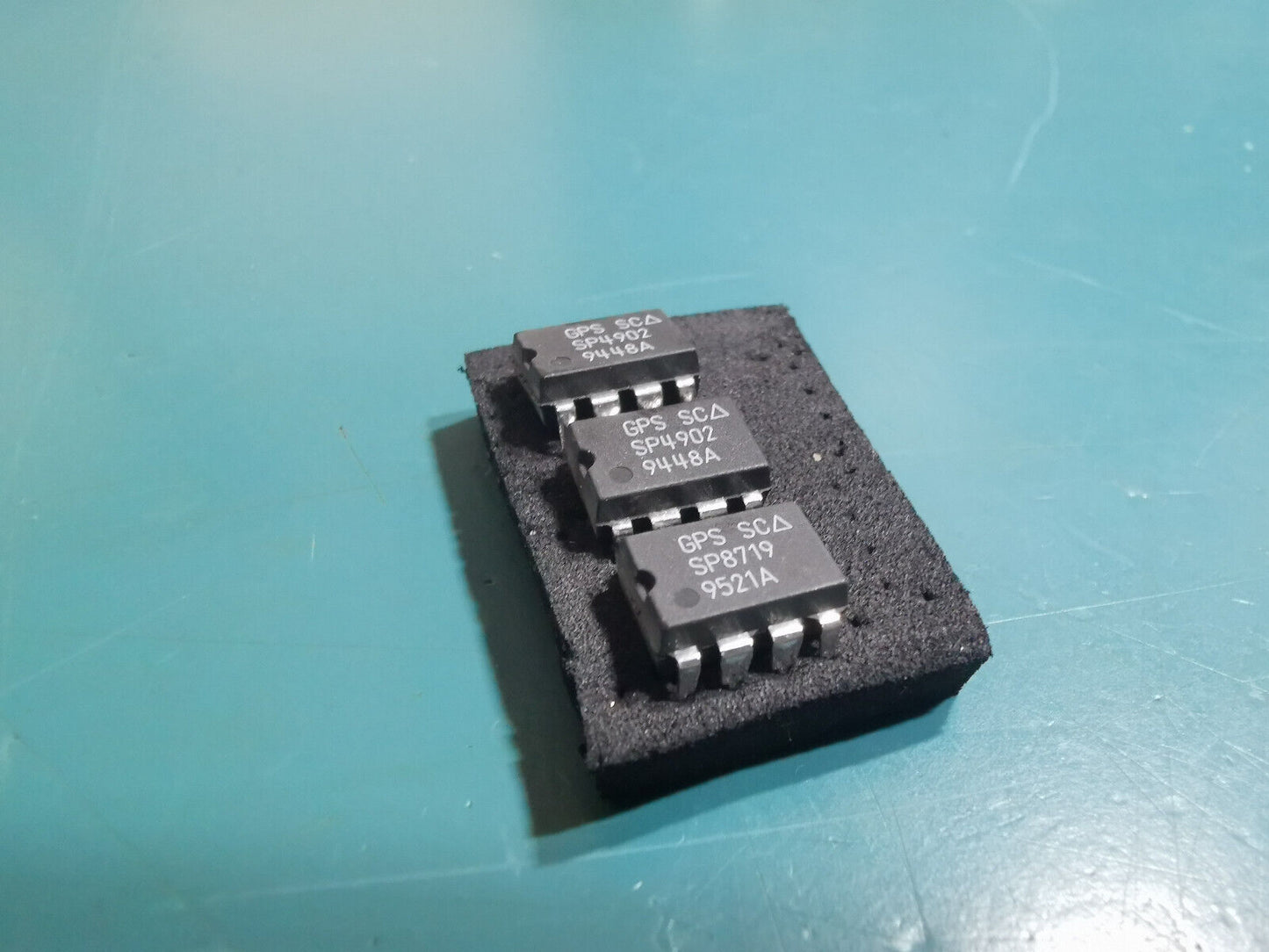 2pcs SP4902 Plessey 2.5GHz Divide By 2 Pre Scaler