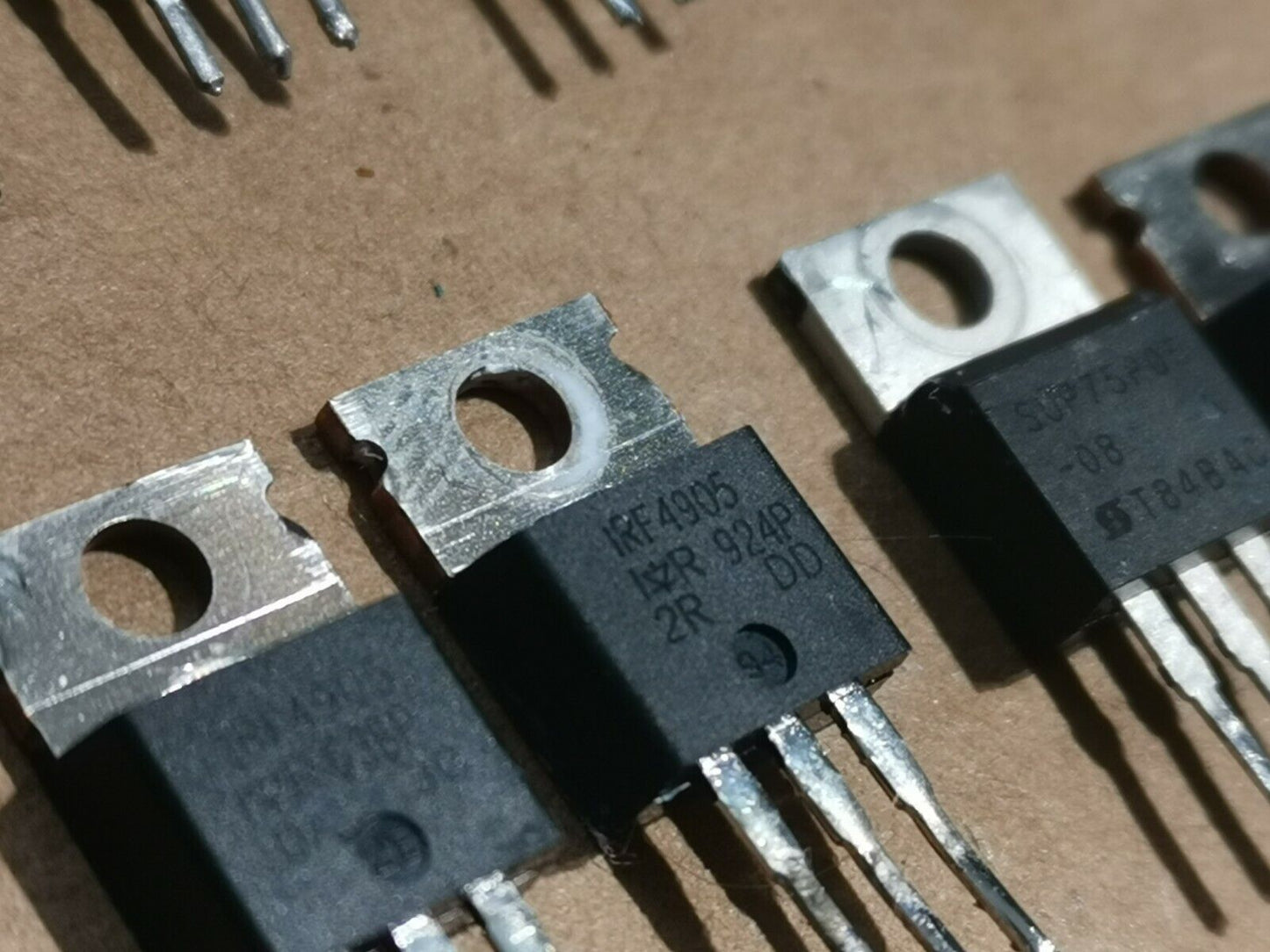 IRF4905 P Channel MOSFET -74A -55VTO-220 Genuine Part