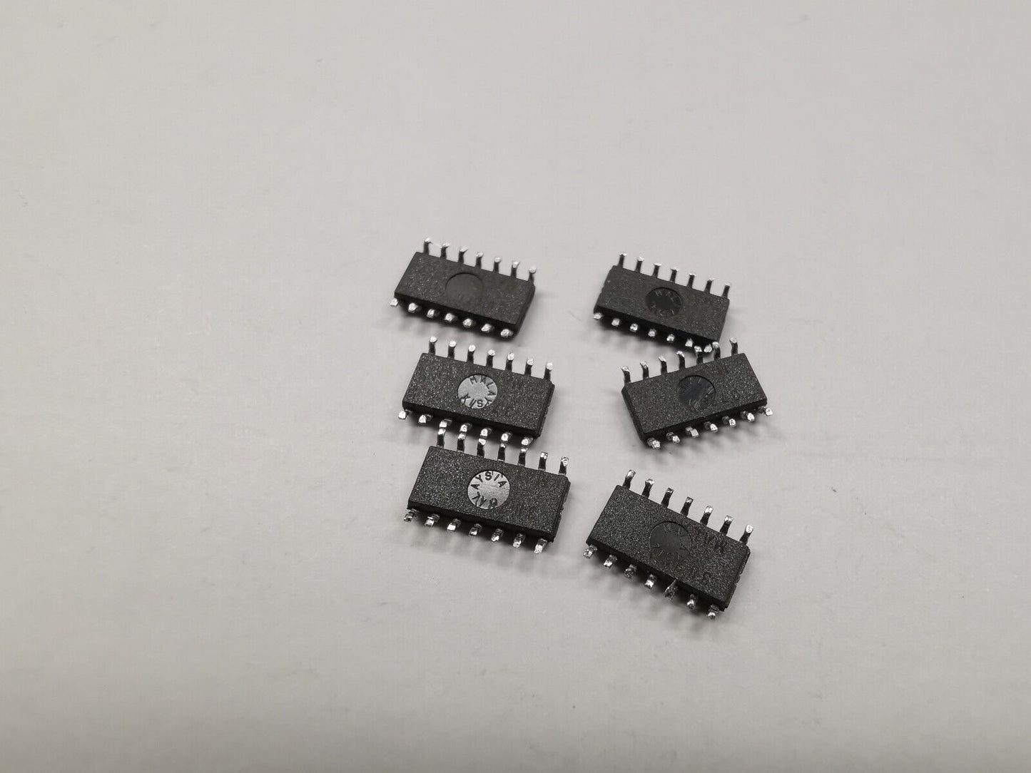 2pcs Genuine AD8044 Quad 150 MHz Rail to Rail Operational Amplifier
