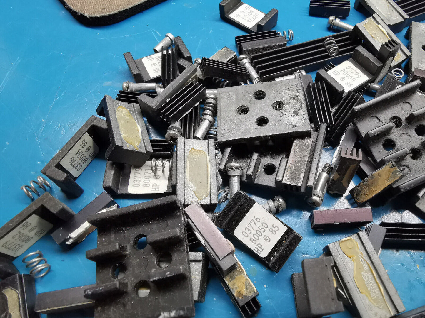 Avvid Thermalloy Heat Sink Joblot For IC And Other Semiconductor