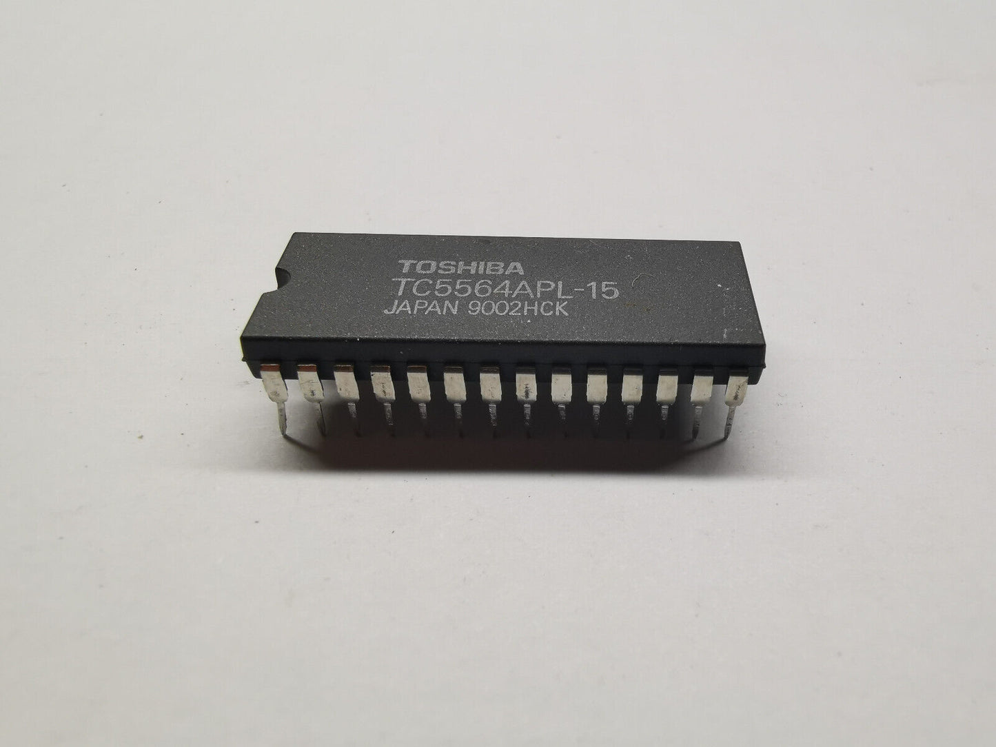 Genuine Toshiba TC5564APL-15 8 bit Static RAM DIP28 MOS