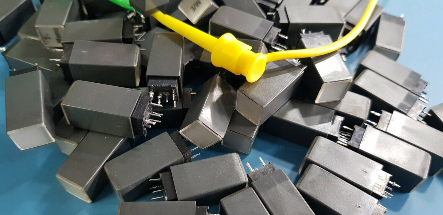 5pcs Push Button Switche Illuminated Yellow EAO Momentary 97-320c