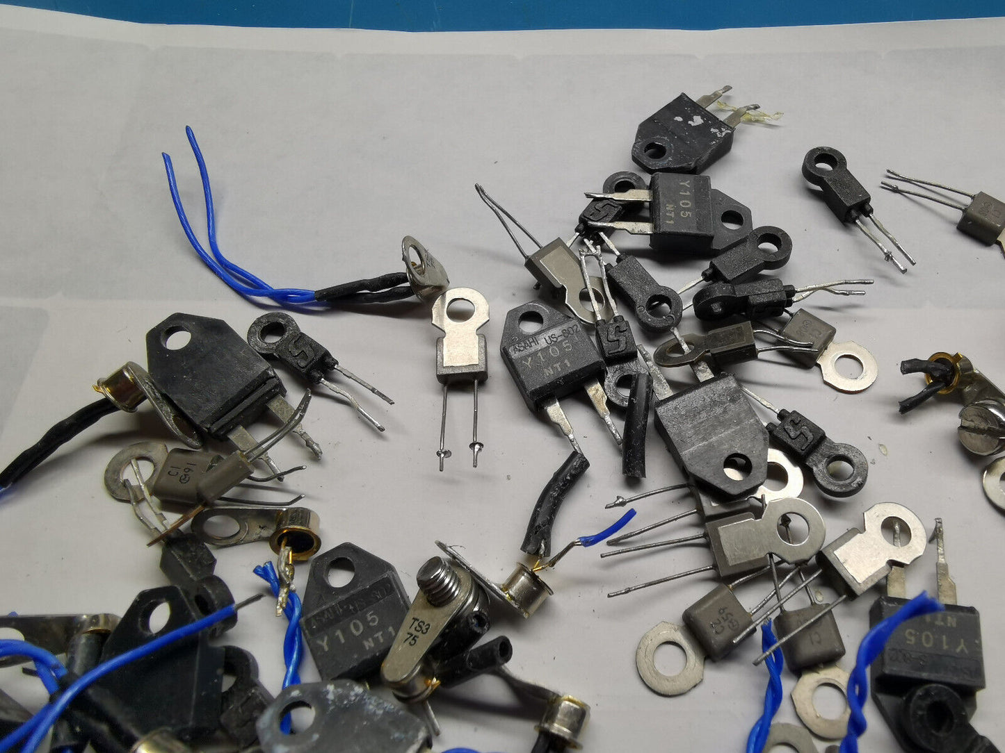 Joblot Of Heatsink Temperature Sensor For Electronic Projects