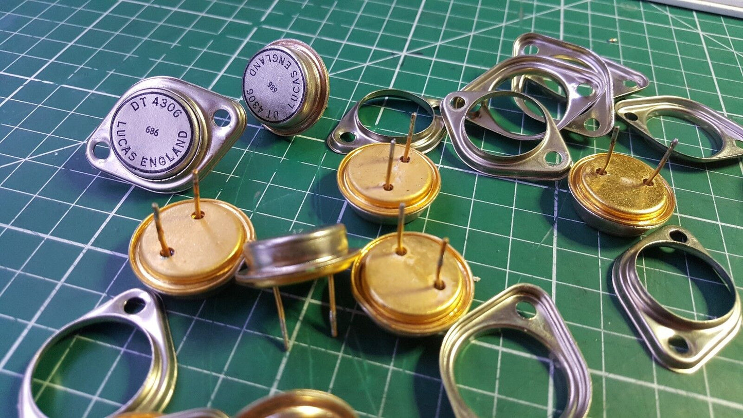 DT4306  High Voltage Transistor  NPN 30Watt 500V EX MOD 3pcs