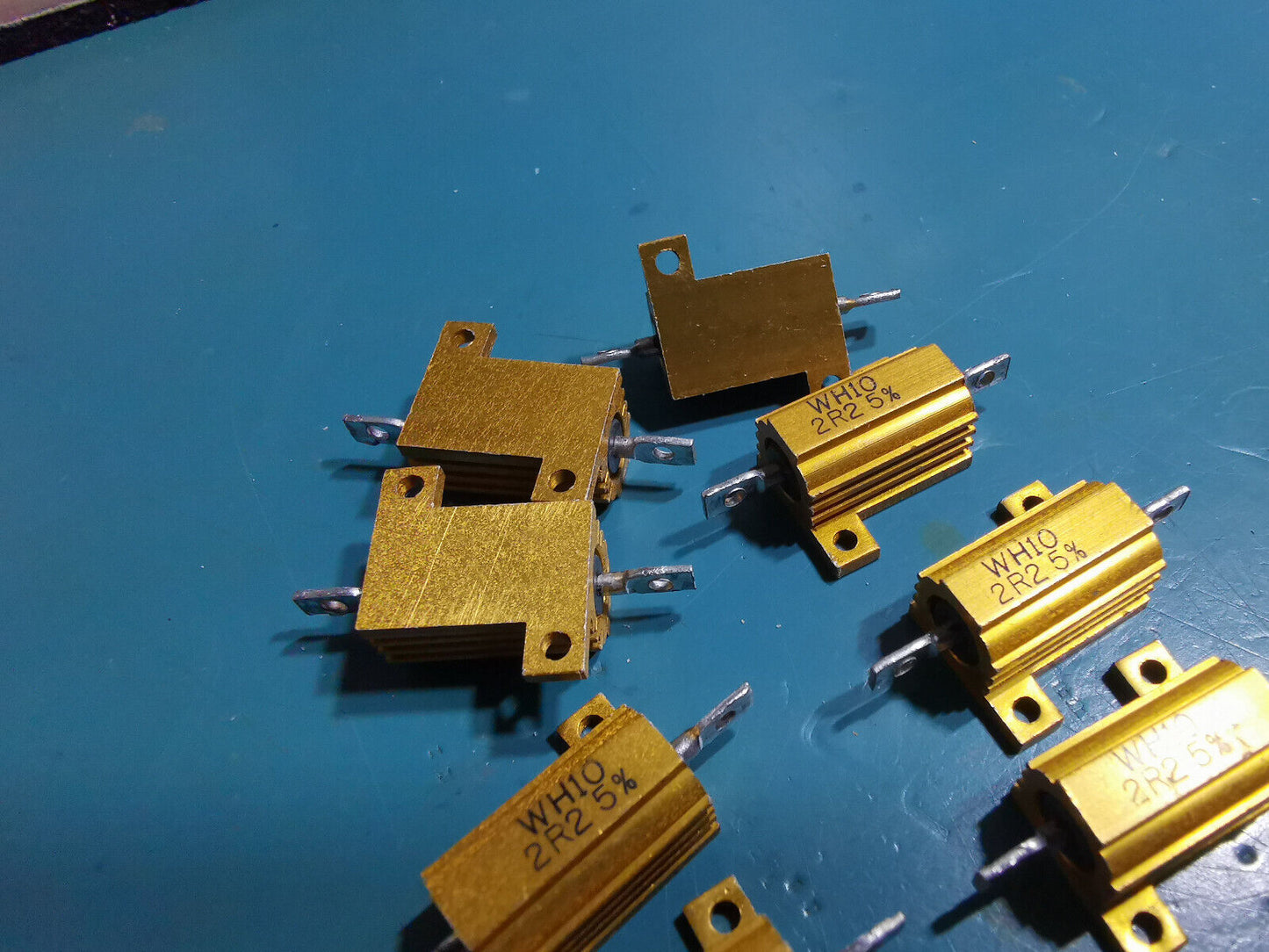 10PCS  WH10 2R2 5% 10W Resistor  Welwyn