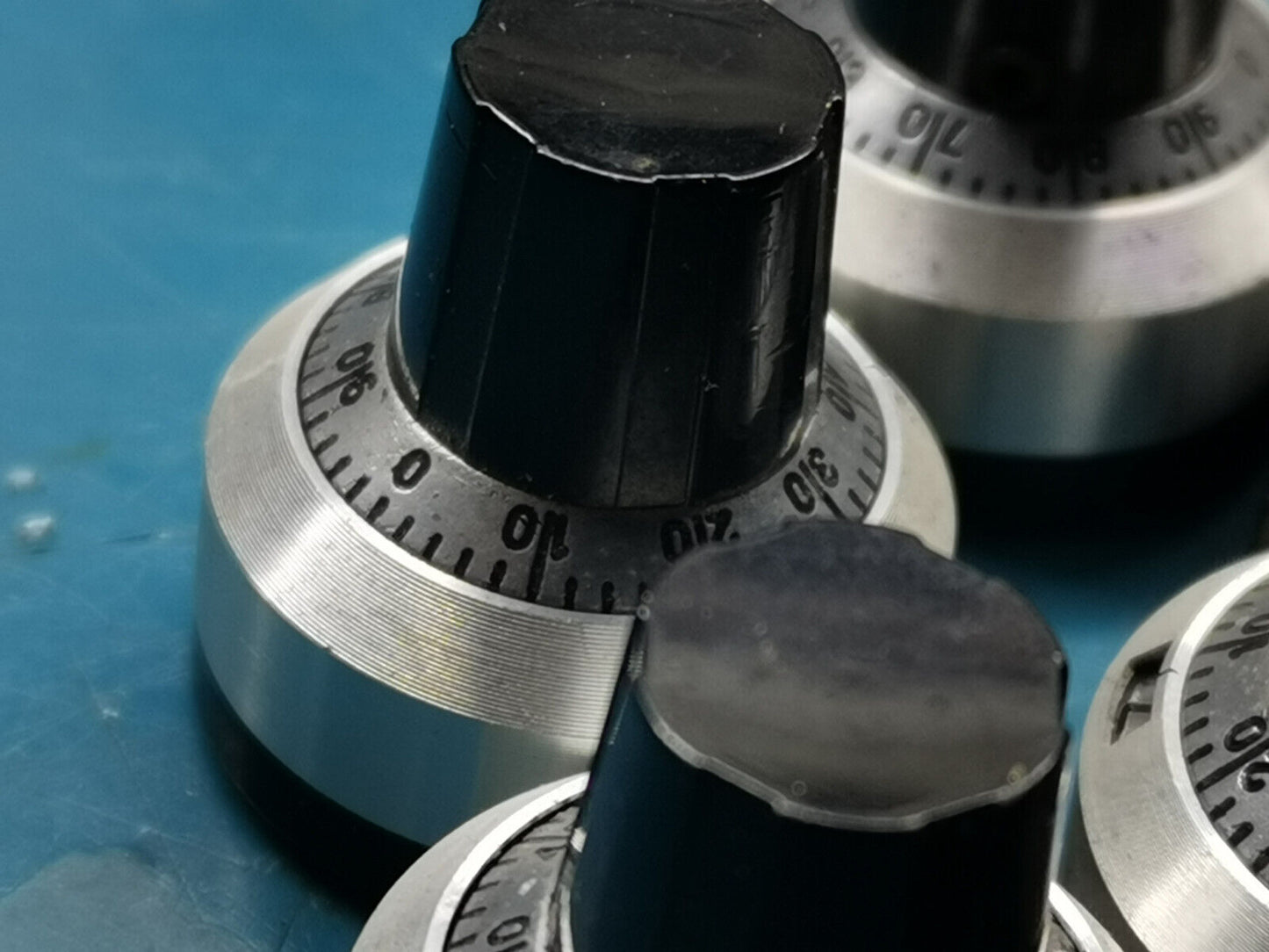 10pcs Multi Turn Knob 0 To 19 Count Beckman Industries