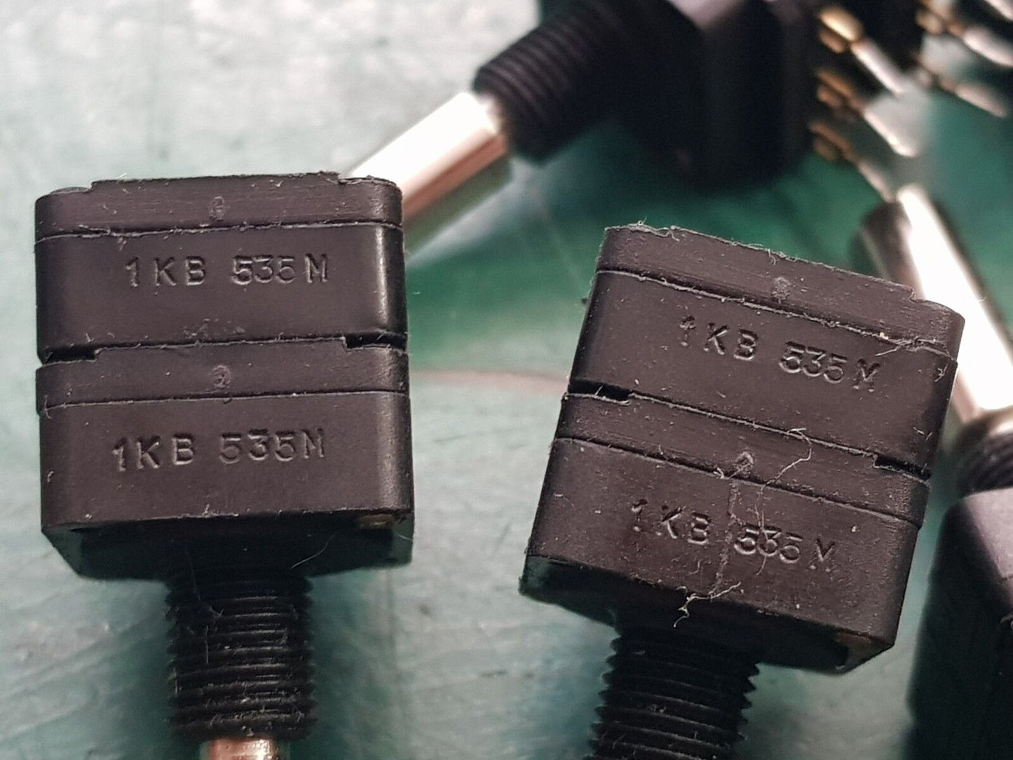 10pcs Dual Gange 1K Potentiometer 1K  Linear Potentiometer  Piher