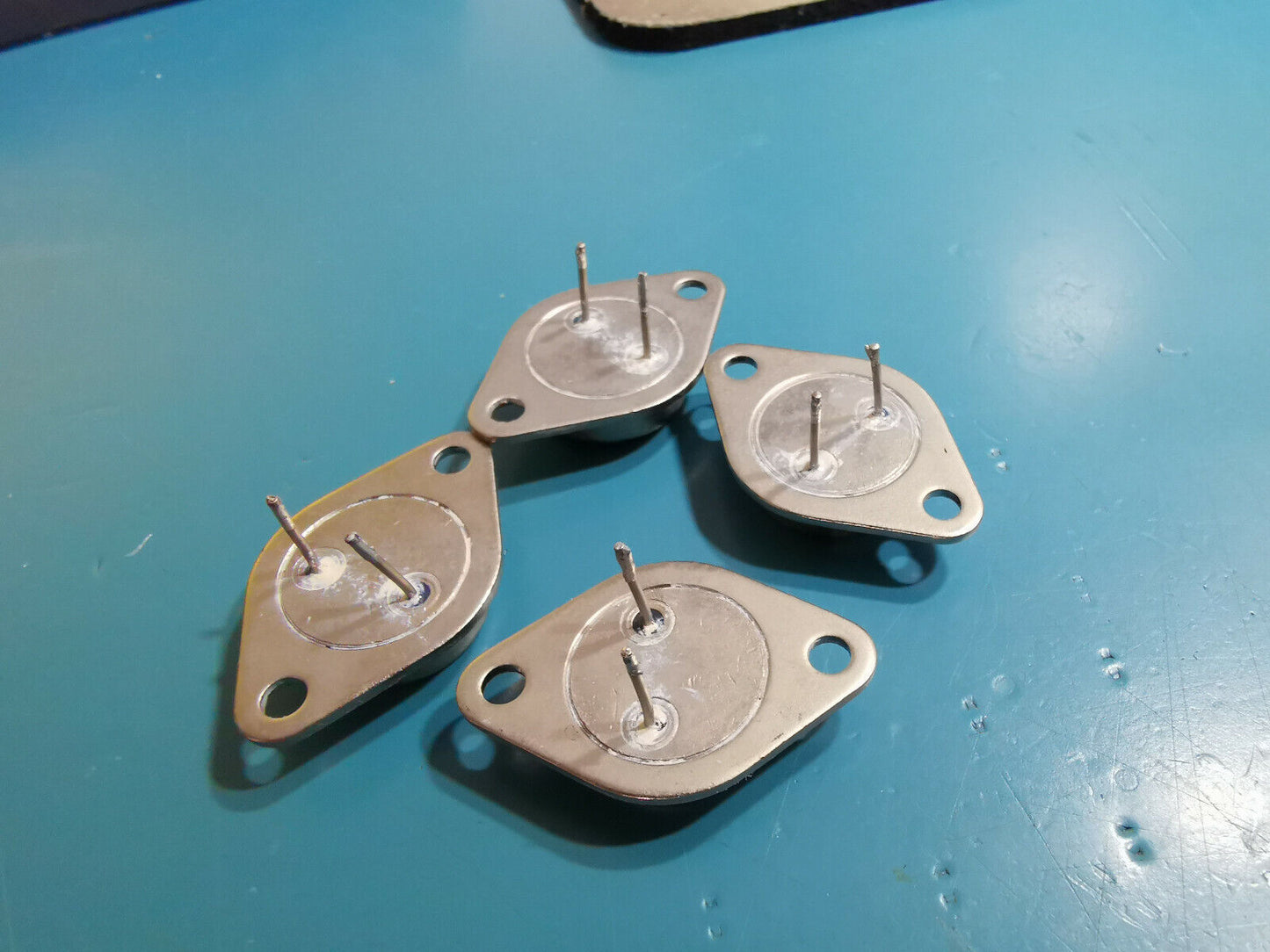 1pcs Genuine PMD17K60 200W PNP Darlington Power Transistor TO3 Lambda
