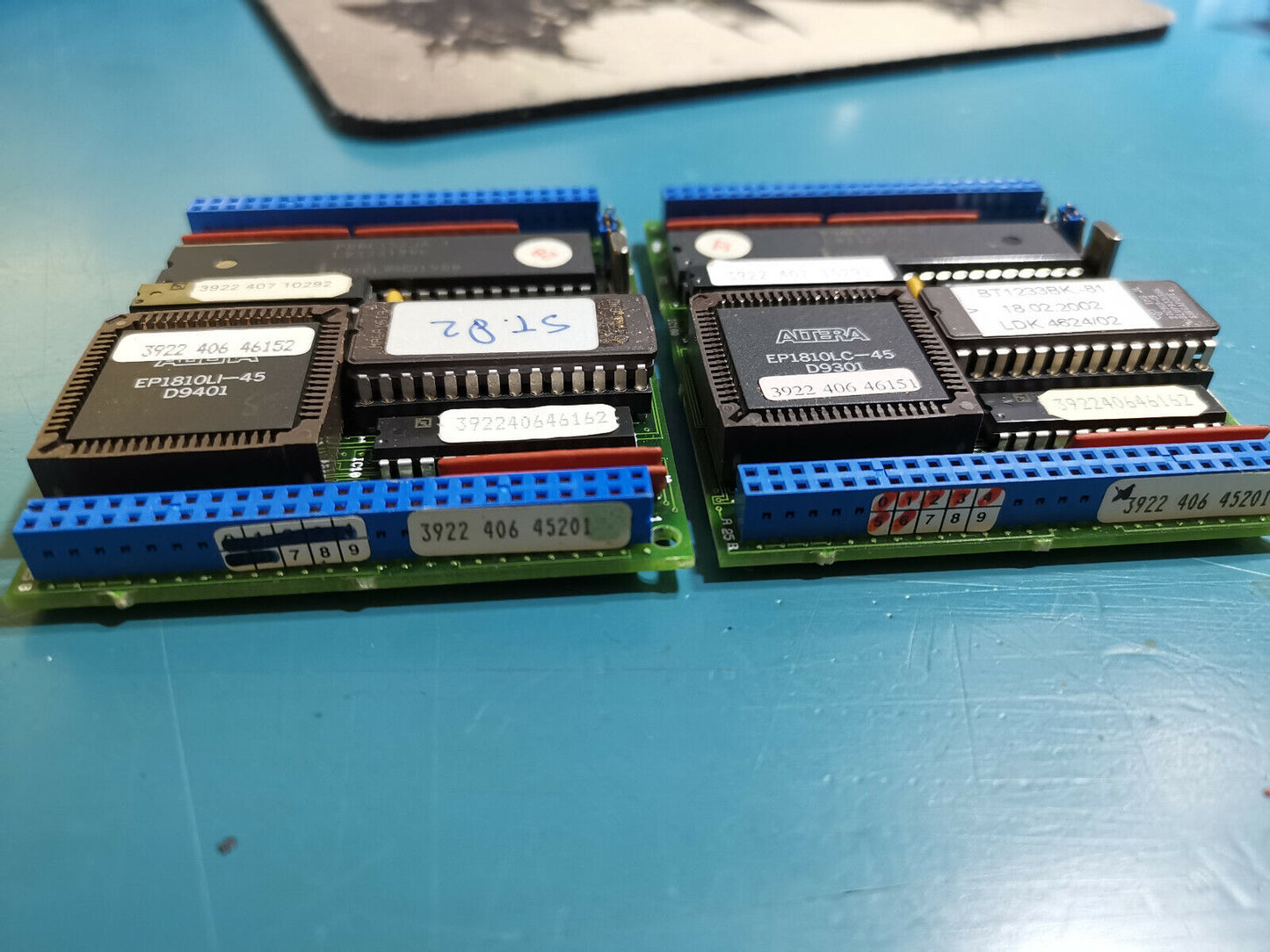 2 x Intel P80C152JA Comm Daughter Boards