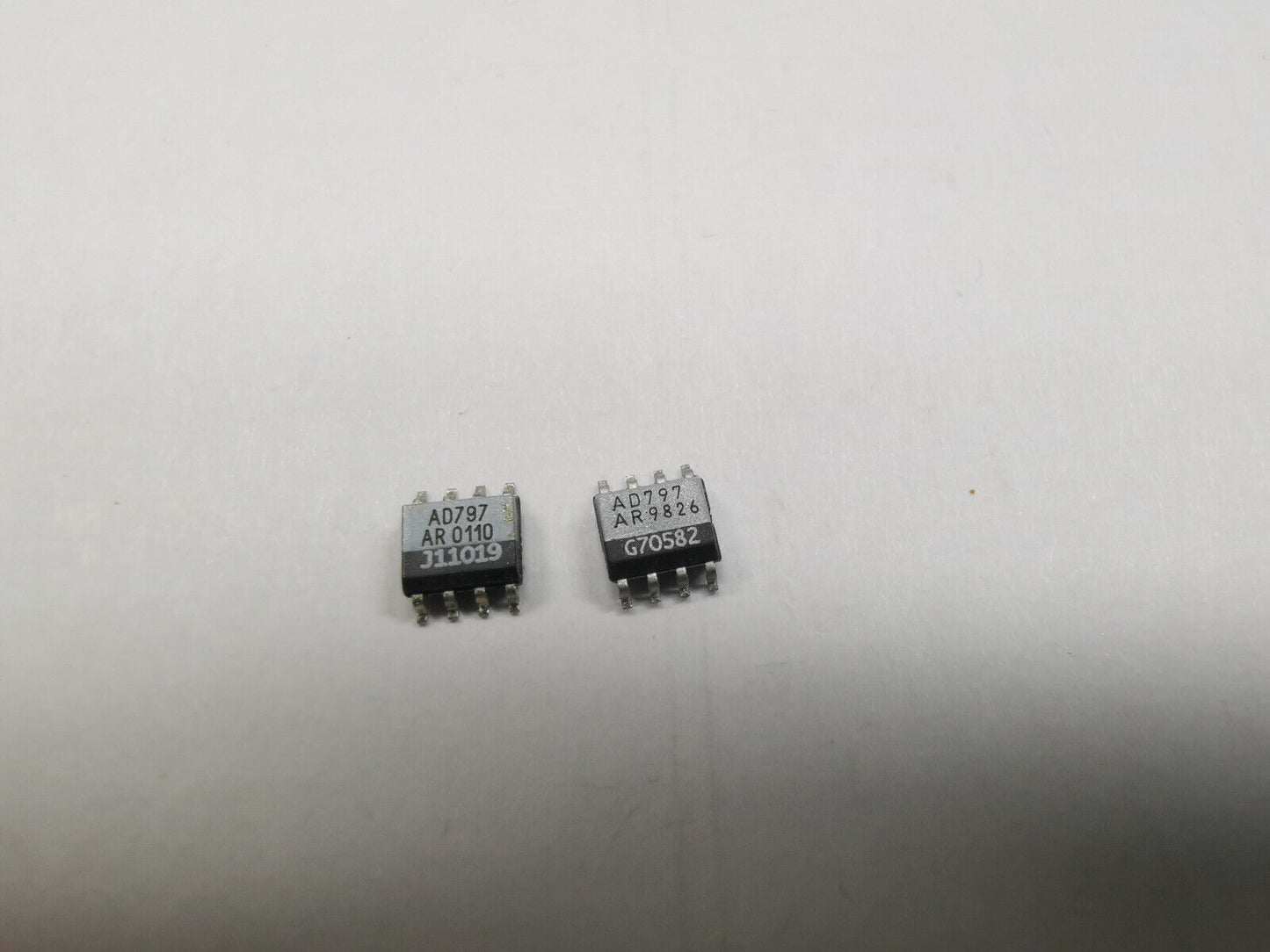 2pcs Genuine AD797AR Microphone Pre amplifier Ultra Low Noise Amplifier