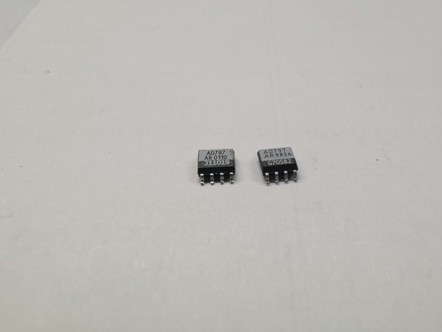 2pcs Genuine AD797AR Microphone Pre amplifier Ultra Low Noise Amplifier