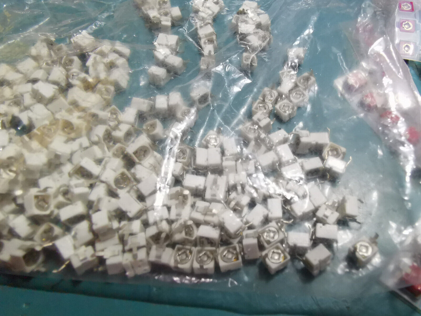 580pcs Trim Capacitor 3pF - 10pF And 4.5pF - 20pF