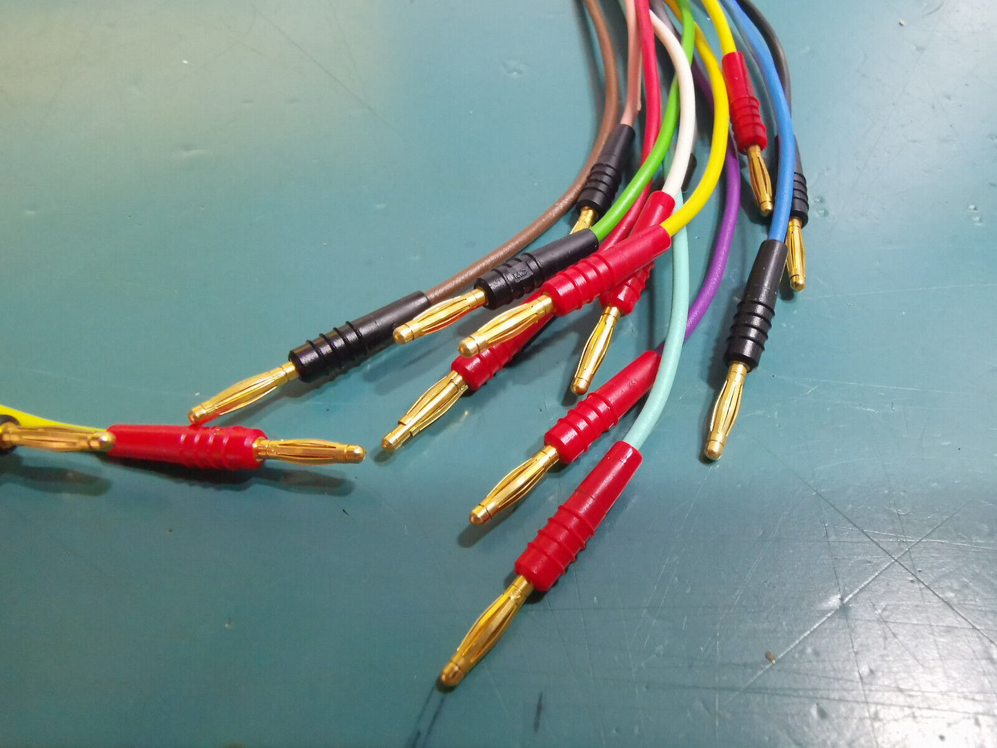 MC Micro Banana Connectors 12pcs 35cm 3mm