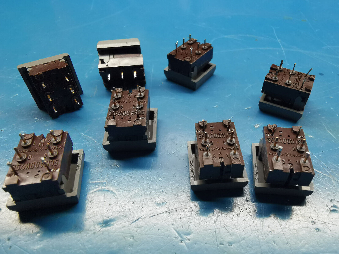 8pcs Schadow SE Pushbutton Switch With Red LED Indicator