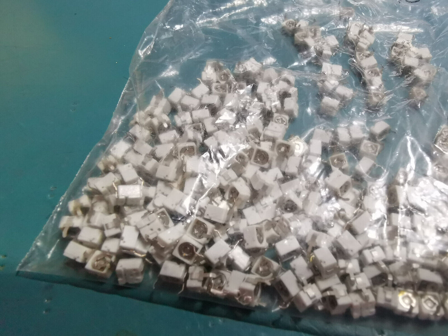 580pcs Trim Capacitor 3pF - 10pF And 4.5pF - 20pF