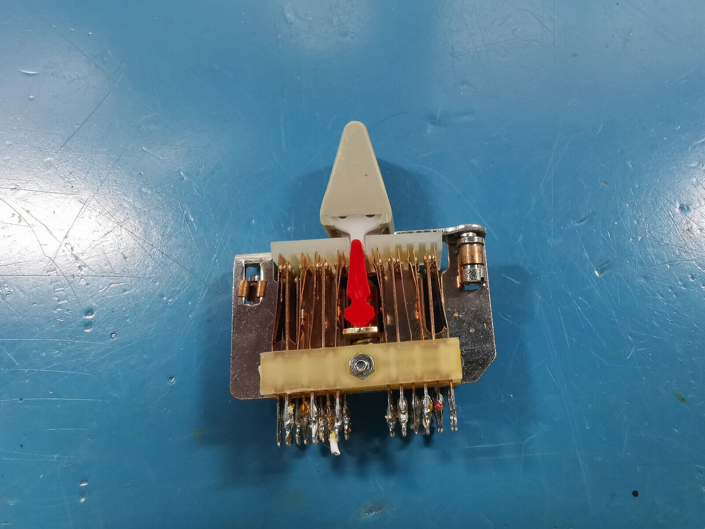 PED Series 80 Miniature lever Switche 4 x DPDT