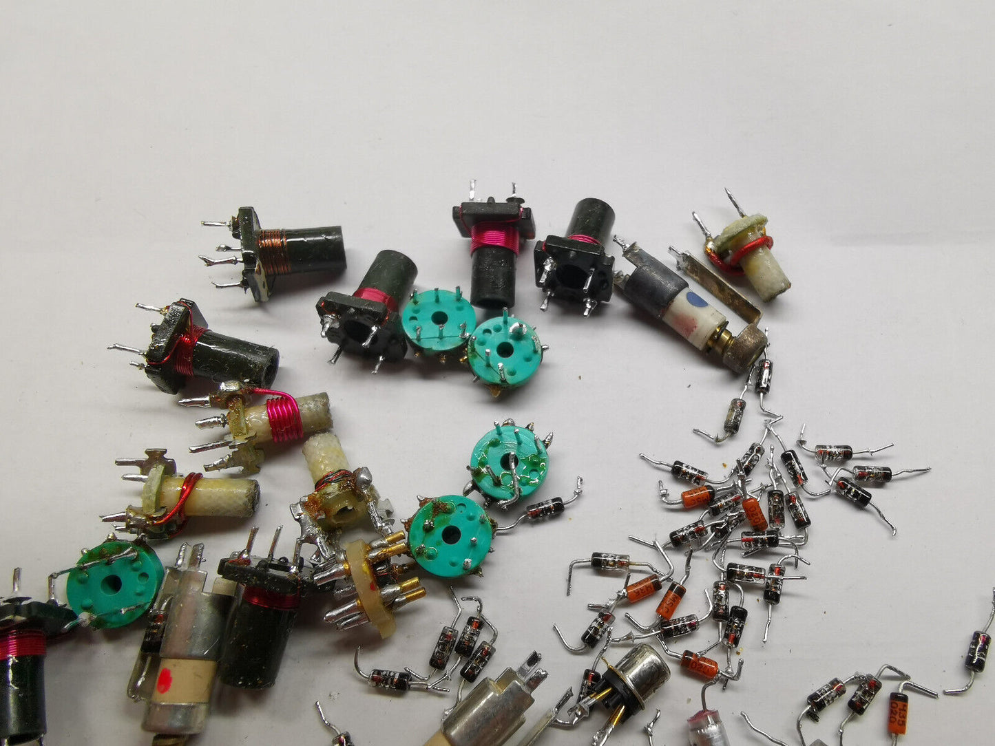 Joblot Of Various HP Agilent Test Gear Diodes And RF Parts