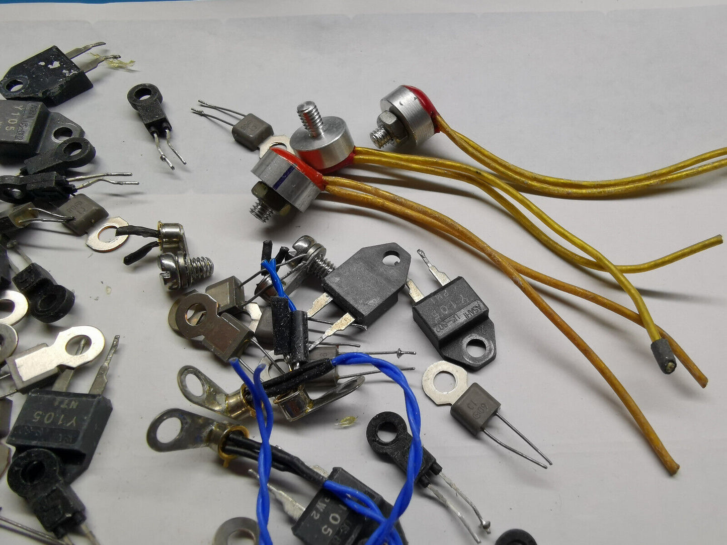 Joblot Of Heatsink Temperature Sensor For Electronic Projects